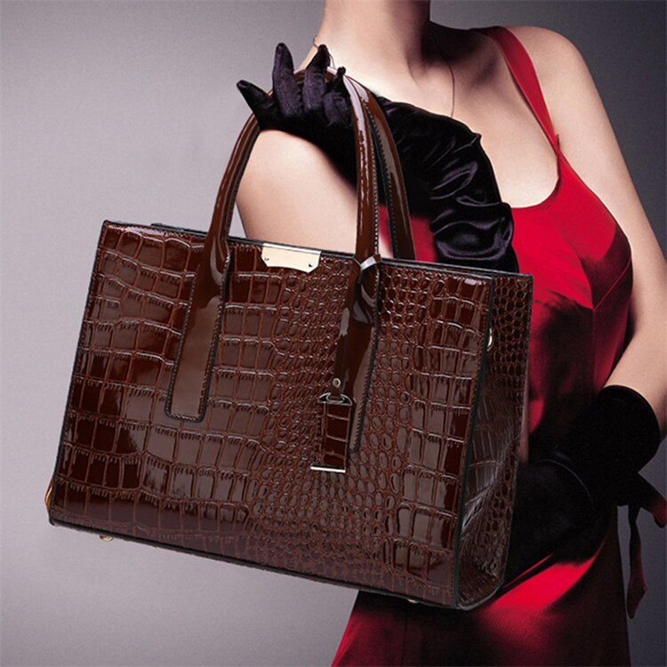 MADISON HAND BAG